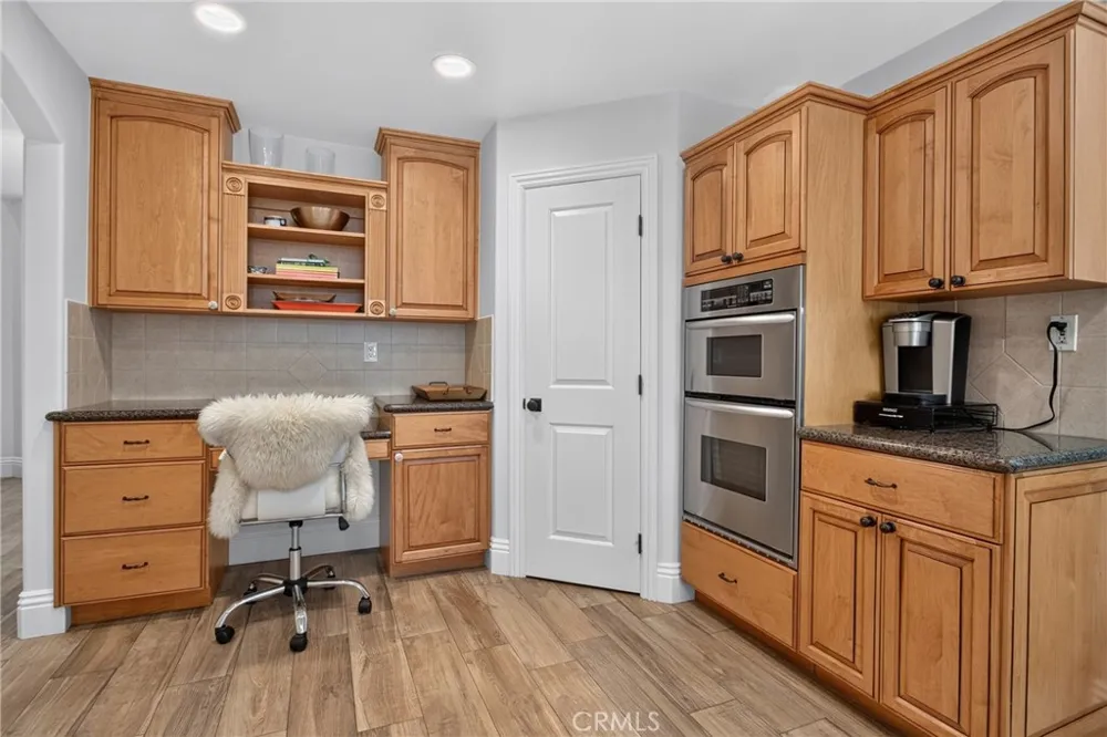 26049 Coronado Court Valencia, CA 91355