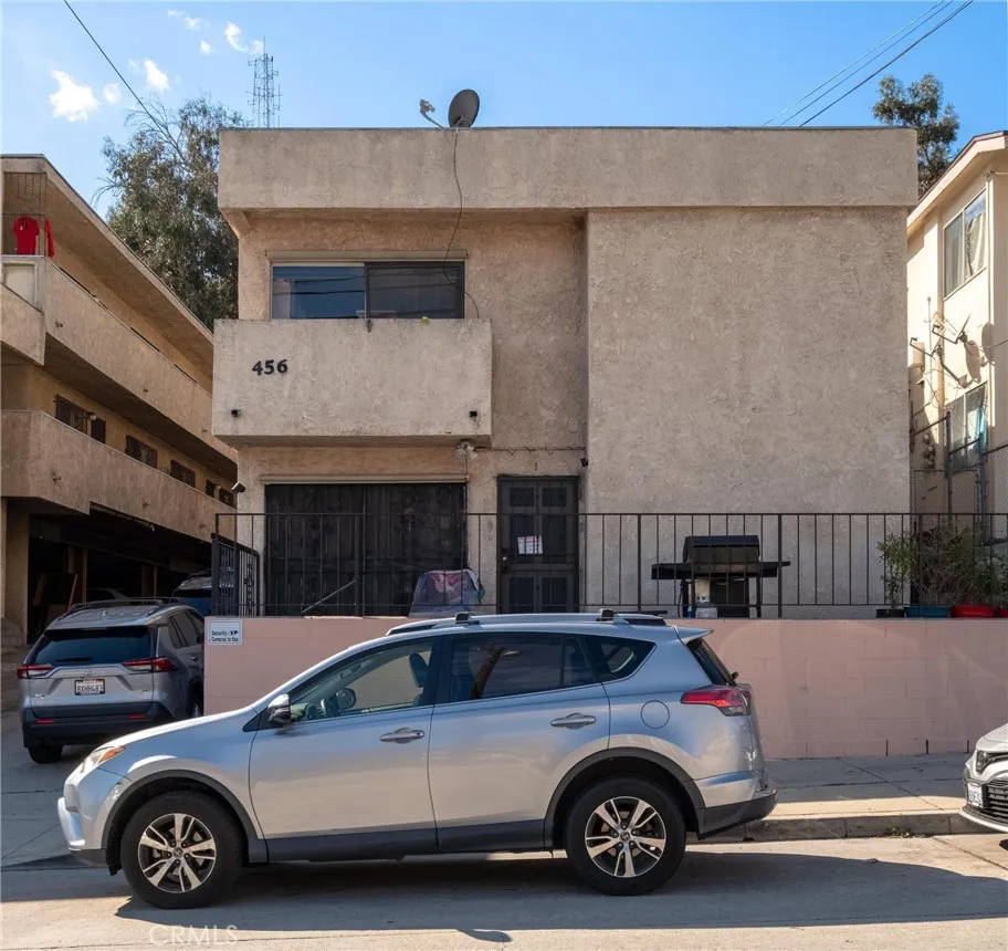 456 Solano Avenue Los Angeles, CA 90012