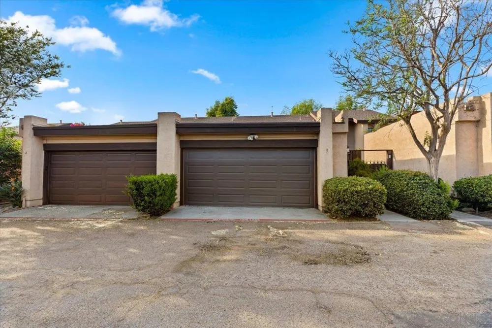 140 E El Norte Pkwy #3 Escondido, CA 92026