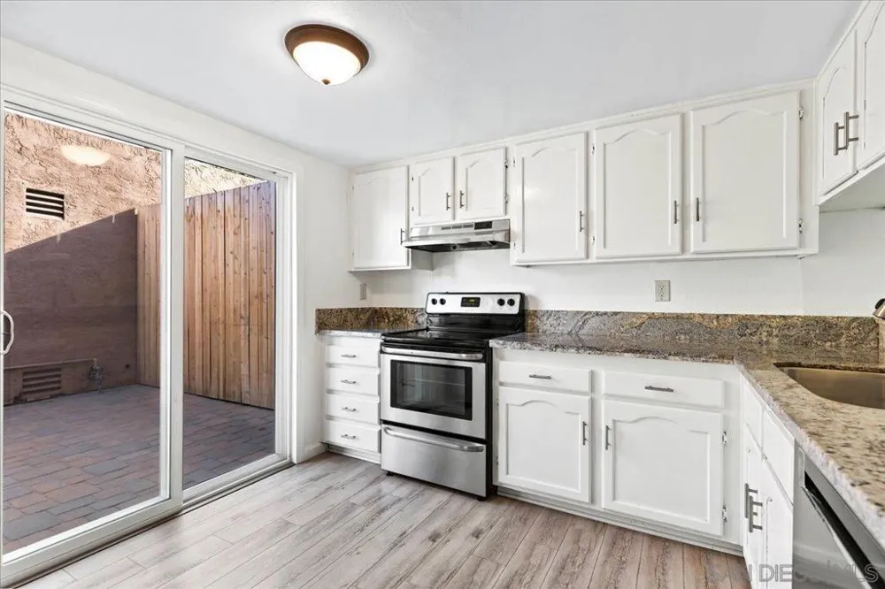 140 E El Norte Pkwy #3 Escondido, CA 92026