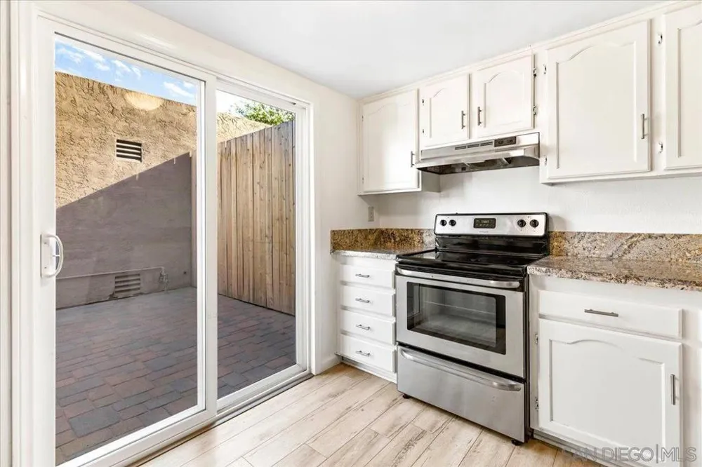 140 E El Norte Pkwy #3 Escondido, CA 92026