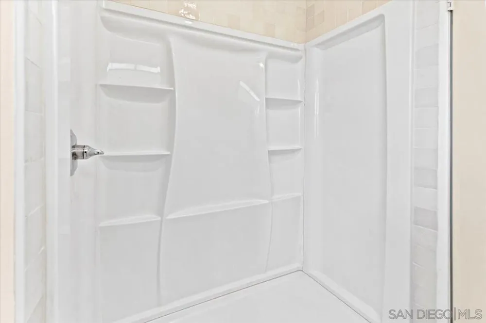 140 E El Norte Pkwy #3 Escondido, CA 92026