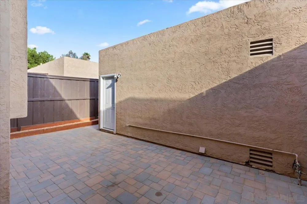 140 E El Norte Pkwy #3 Escondido, CA 92026
