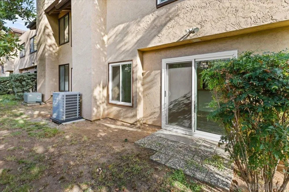 140 E El Norte Pkwy #3 Escondido, CA 92026
