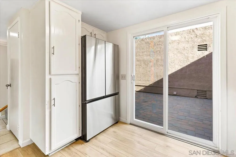 140 E El Norte Pkwy #3 Escondido, CA 92026