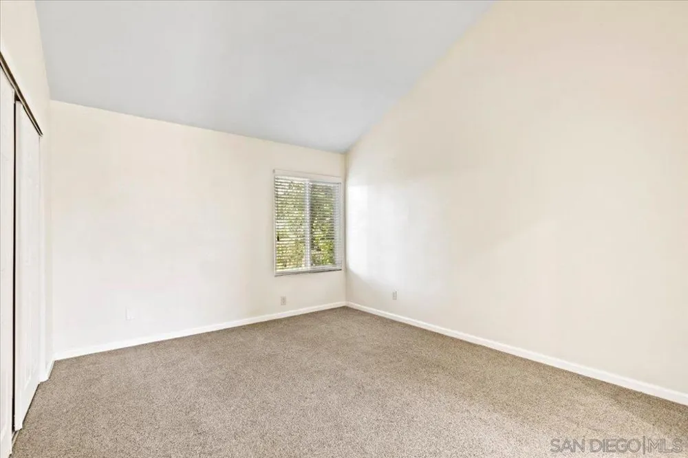 140 E El Norte Pkwy #3 Escondido, CA 92026