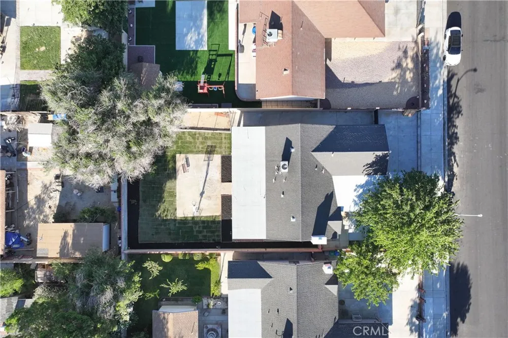 5241 E Avenue R12 Palmdale, CA 93552