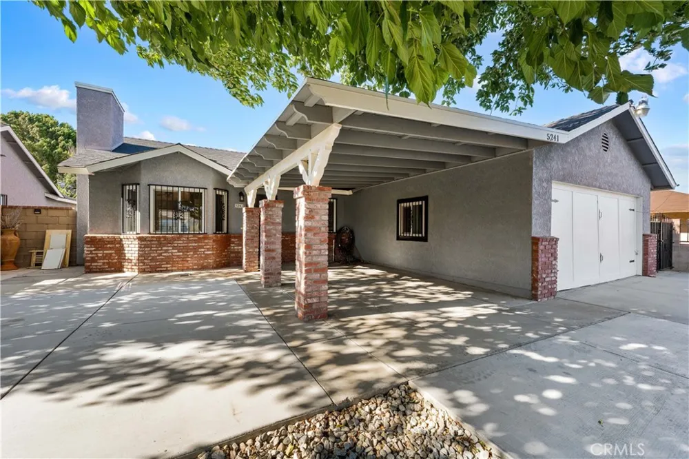 5241 E Avenue R12 Palmdale, CA 93552