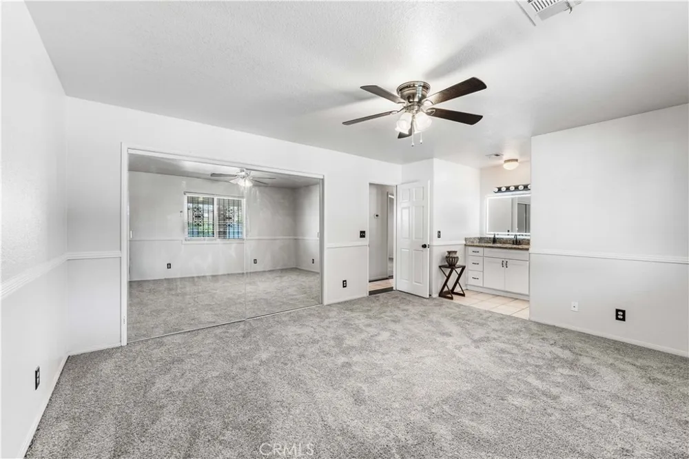 5241 E Avenue R12 Palmdale, CA 93552