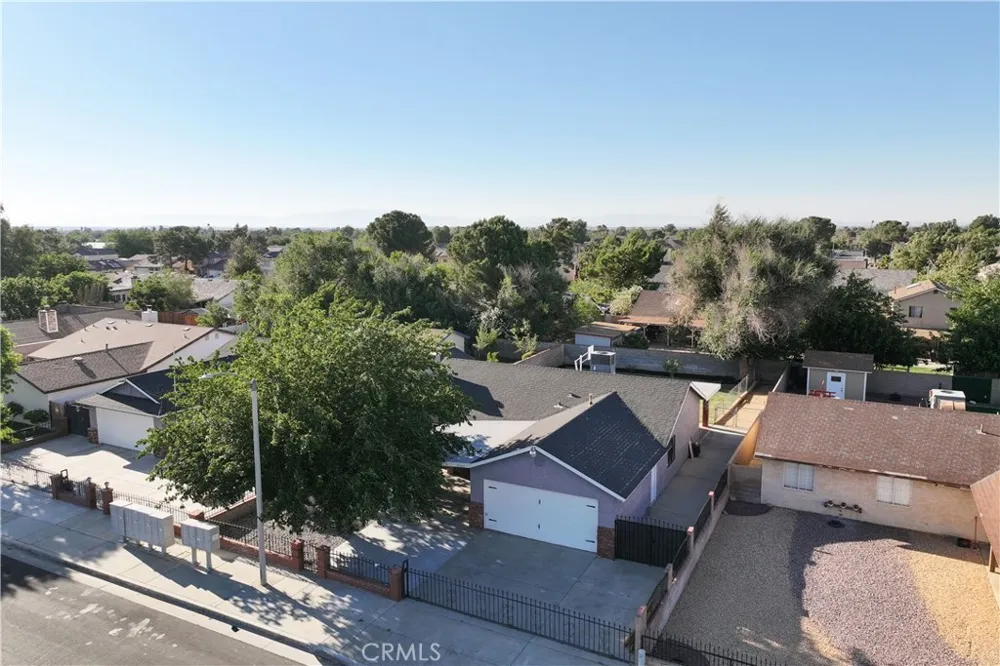 5241 E Avenue R12 Palmdale, CA 93552