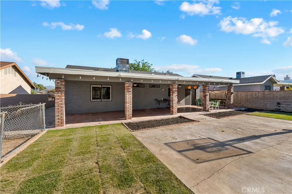 5241 E Avenue R12 Palmdale, CA 93552