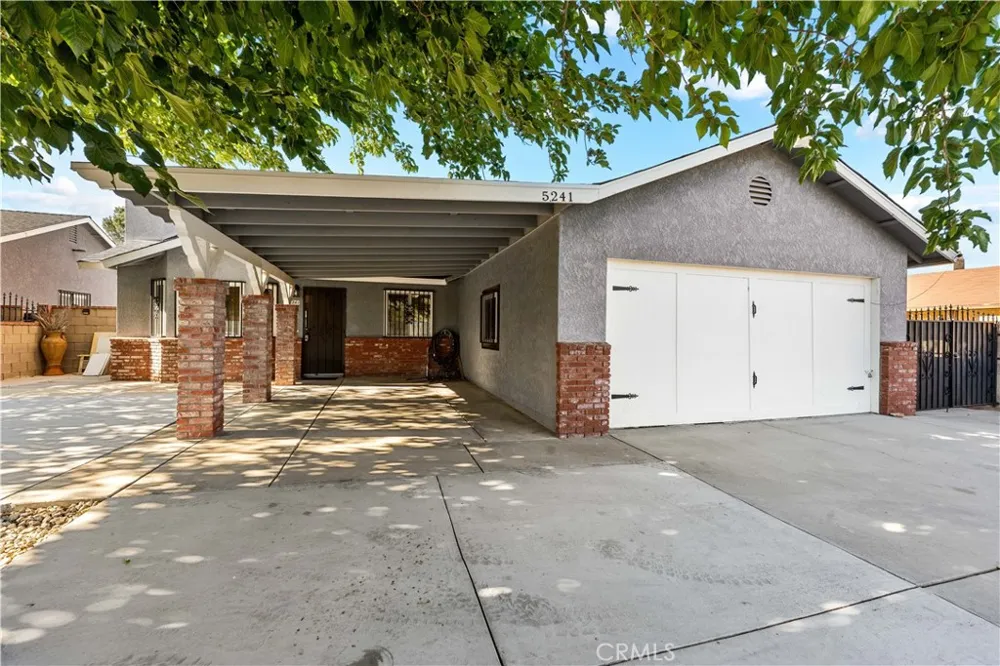 5241 E Avenue R12 Palmdale, CA 93552