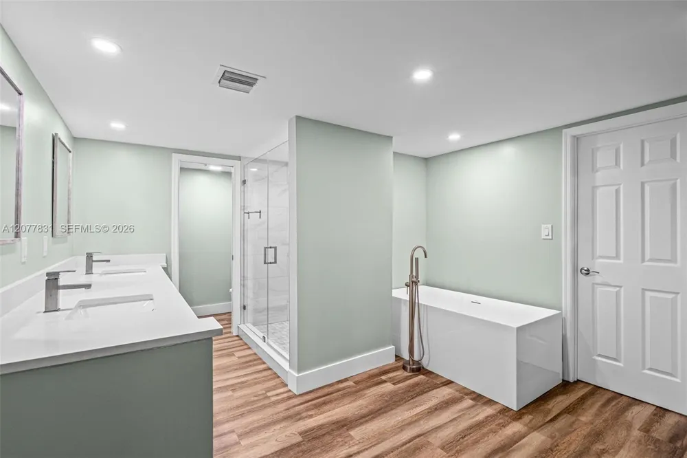 7481 Campo Florido Boca Raton, FL 33433