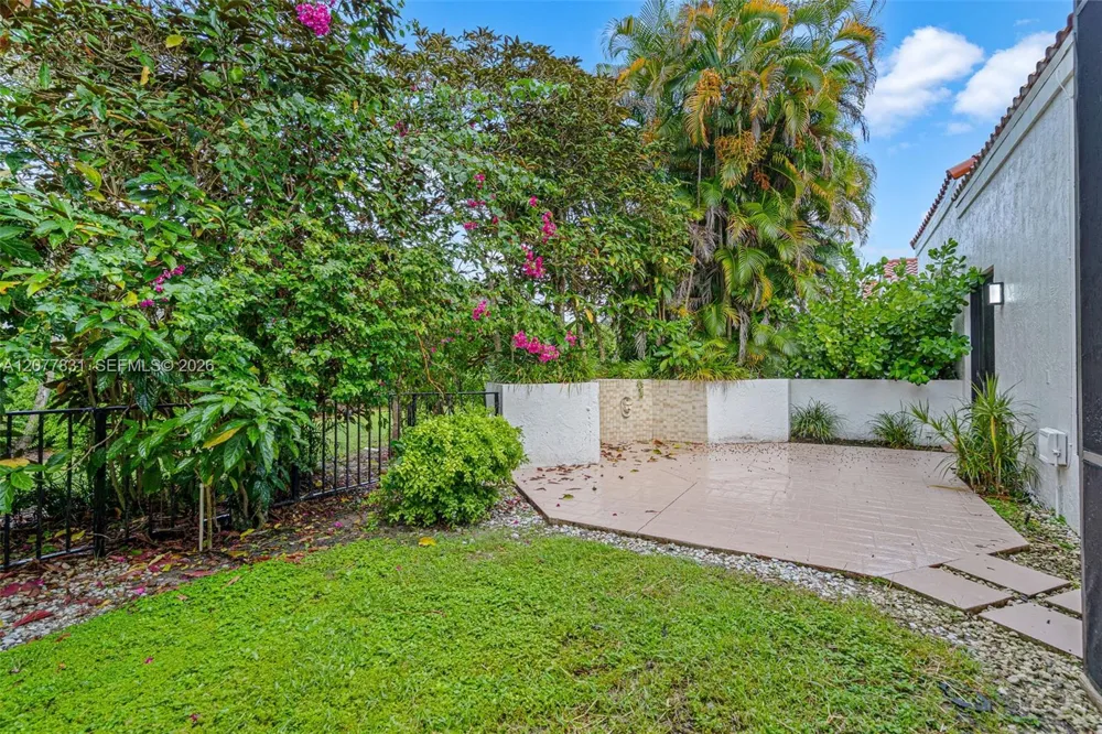 7481 Campo Florido Boca Raton, FL 33433