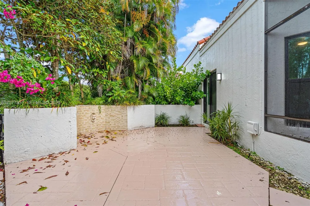 7481 Campo Florido Boca Raton, FL 33433