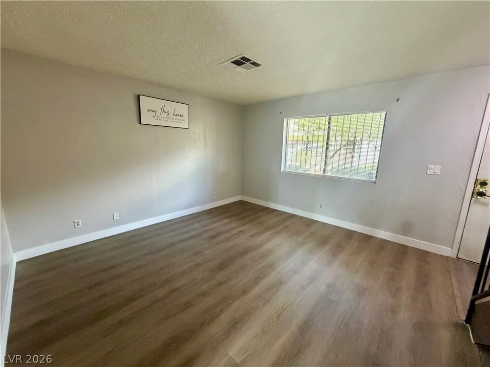 110 Bel Port Drive #113 Las Vegas, NV 89110