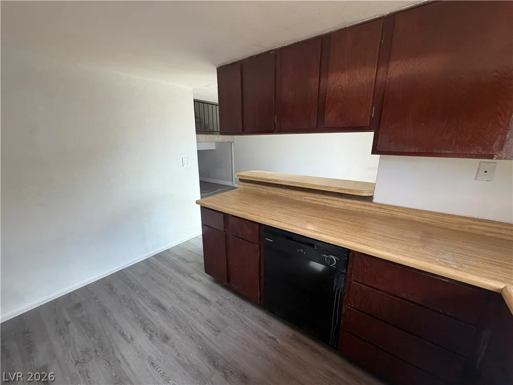 110 Bel Port Drive #113 Las Vegas, NV 89110