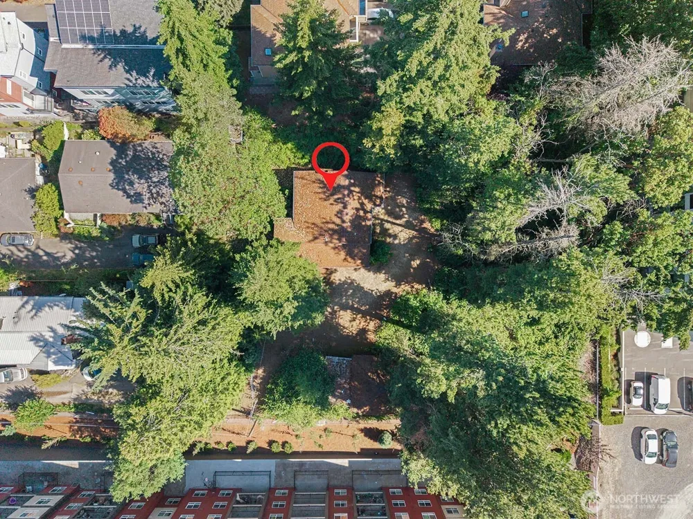 17552 12th Avenue NE Shoreline, WA 98155