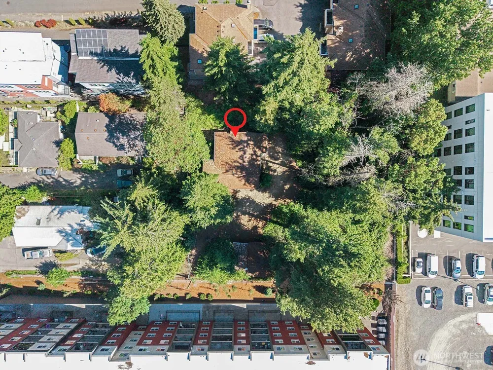17552 12th Avenue NE Shoreline, WA 98155