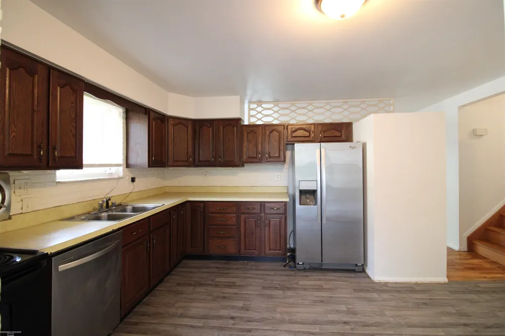 2131 Koper Drive Sterling Heights City, MI 48310