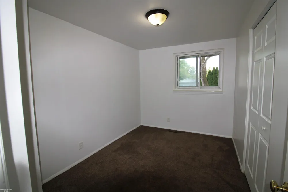 2131 Koper Drive Sterling Heights City, MI 48310