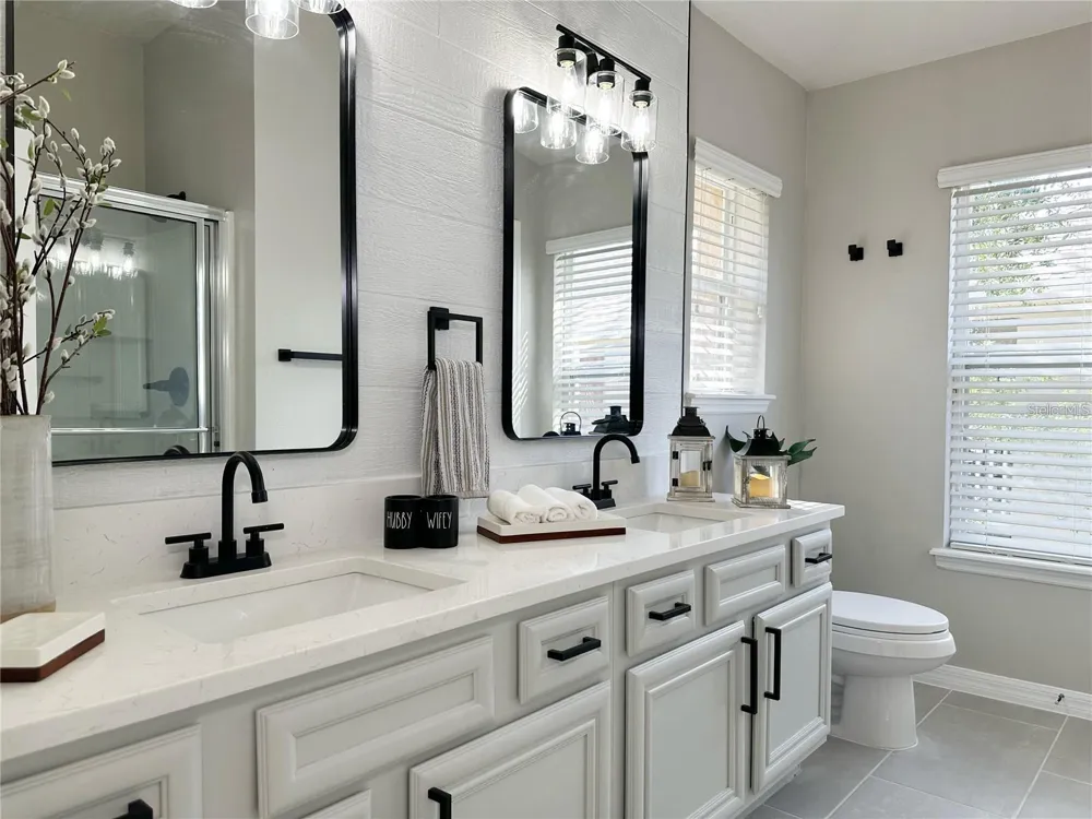 10341 LAKE DISTRICT LANE #55B Orlando, FL 32832