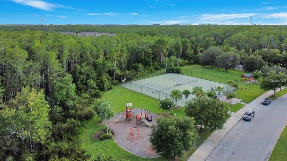 10341 LAKE DISTRICT LANE #55B Orlando, FL 32832