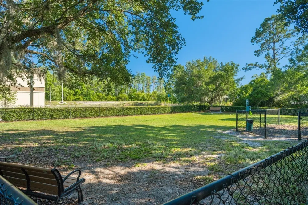 10341 LAKE DISTRICT LANE #55B Orlando, FL 32832