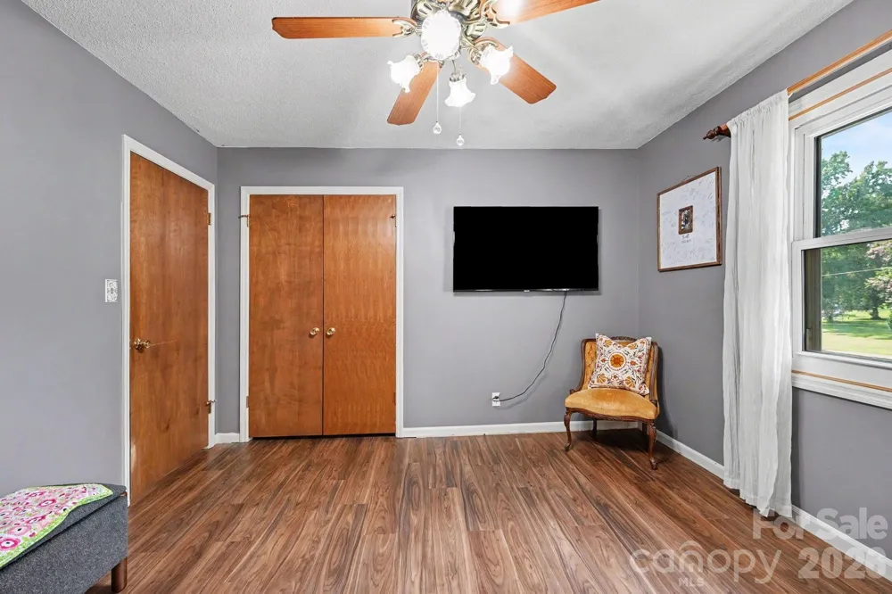 361 River Road Advance, NC 27006