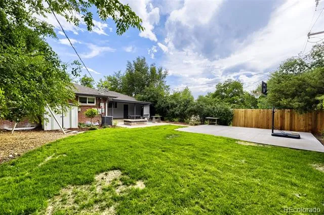 5671 E Bates Avenue Denver, CO 80222