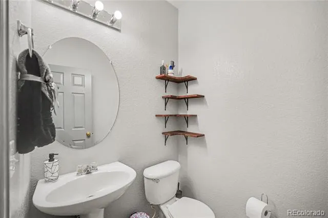 9204 W Radcliffe Place Littleton, CO 80123