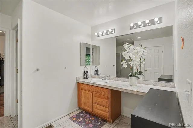 9204 W Radcliffe Place Littleton, CO 80123