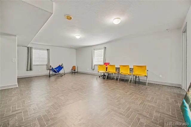 9204 W Radcliffe Place Littleton, CO 80123
