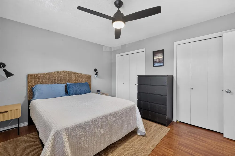 615 Warsaw Street Bayou Vista, TX 77563