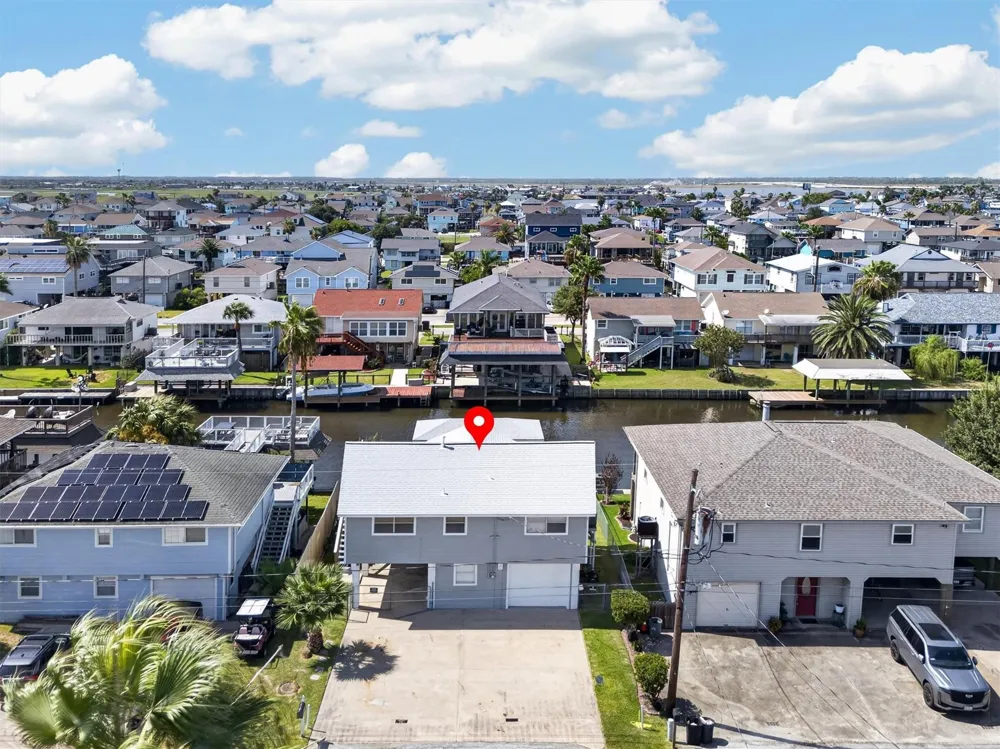 615 Warsaw Street Bayou Vista, TX 77563