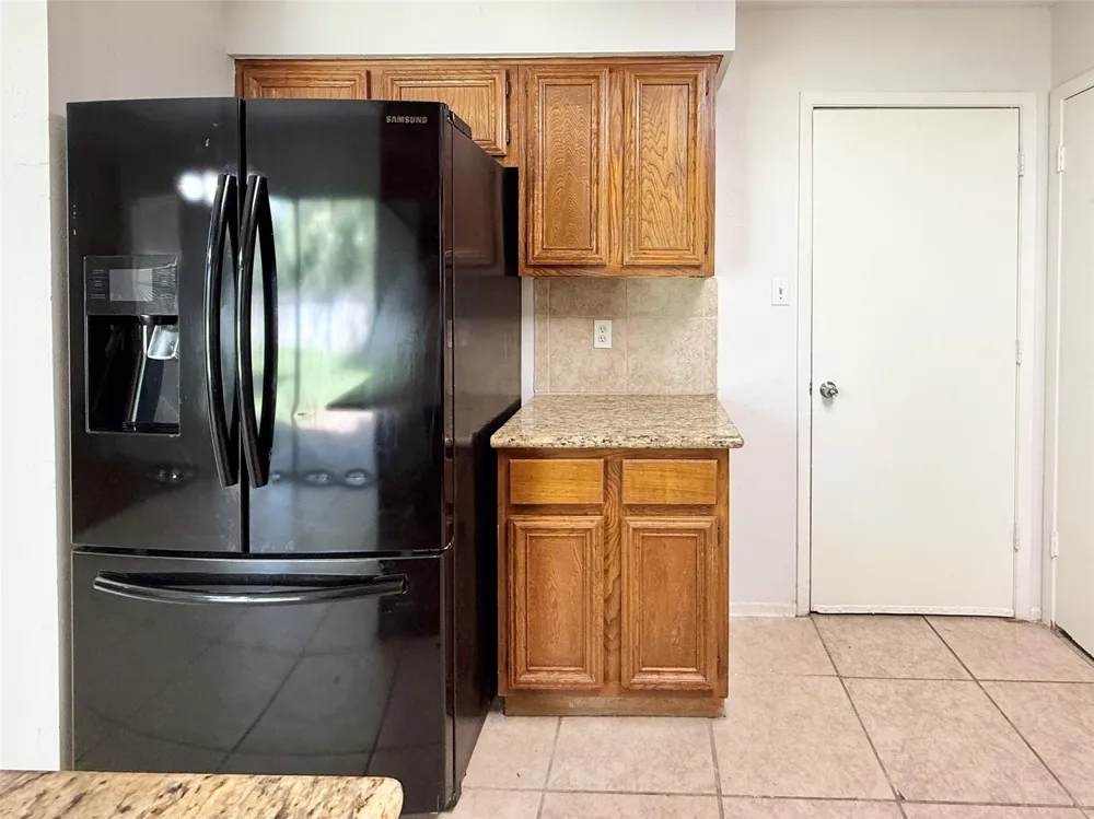 16 Rock Pine Court The Woodlands, TX 77381