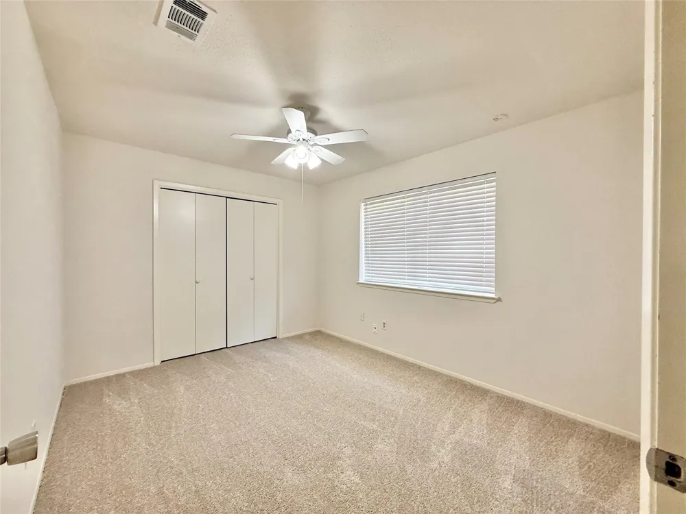 16 Rock Pine Court The Woodlands, TX 77381