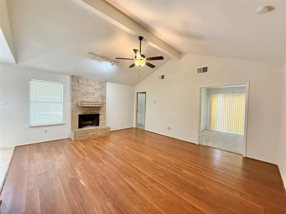 16 Rock Pine Court The Woodlands, TX 77381