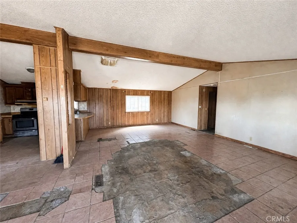 18440 Carroll Perris, CA 92570