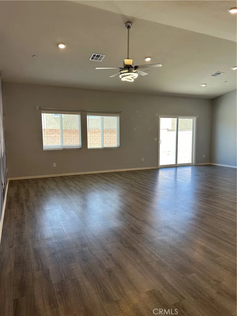13166 Sierra Blanca Way Victorville, CA 92394