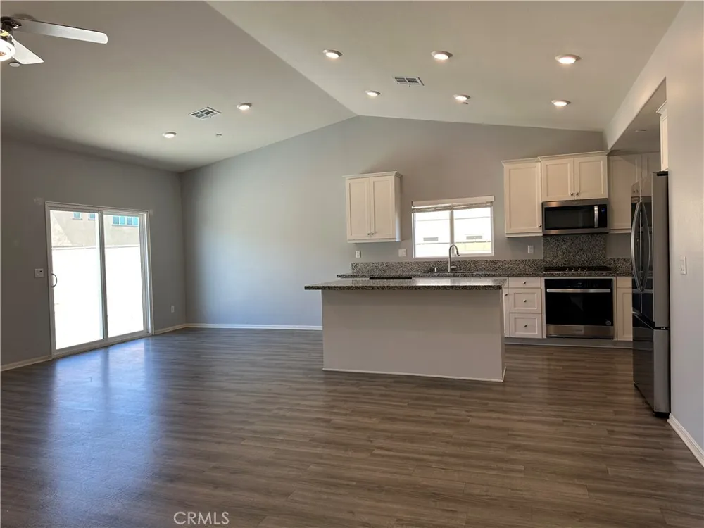 13166 Sierra Blanca Way Victorville, CA 92394