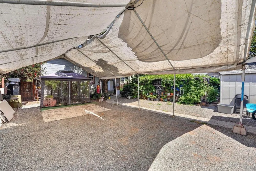 156 Elm Street Watsonville, CA 95076