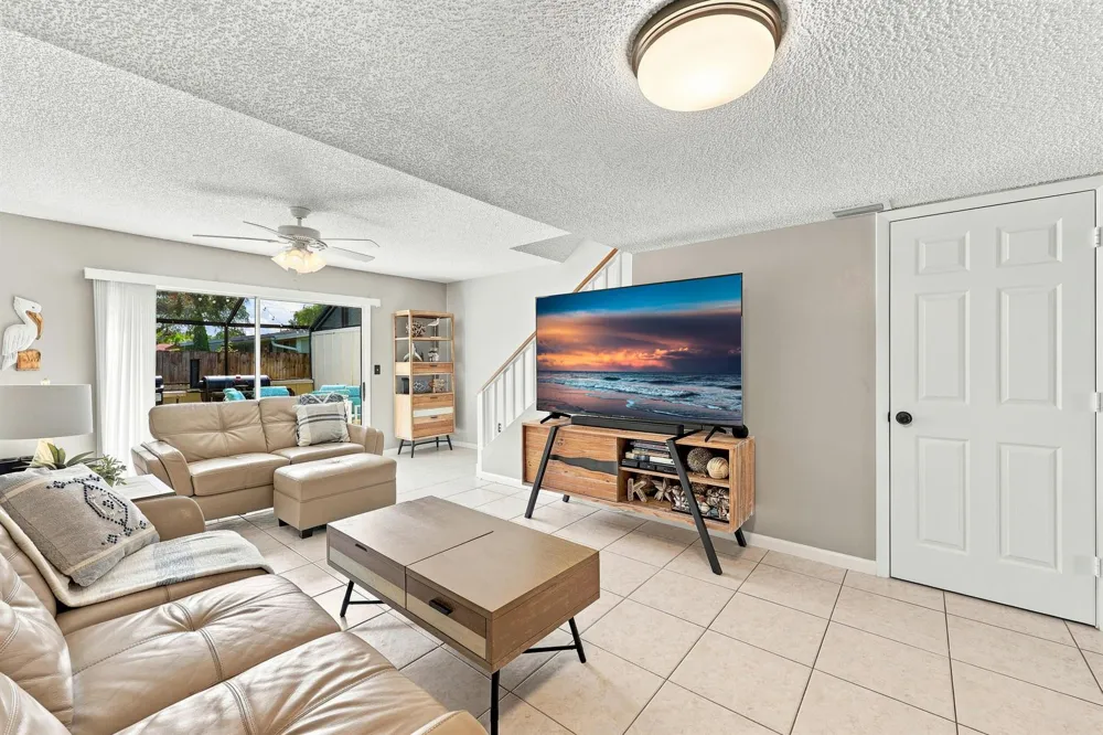 6174 RIVERWALK LANE #5 Jupiter, FL 33458