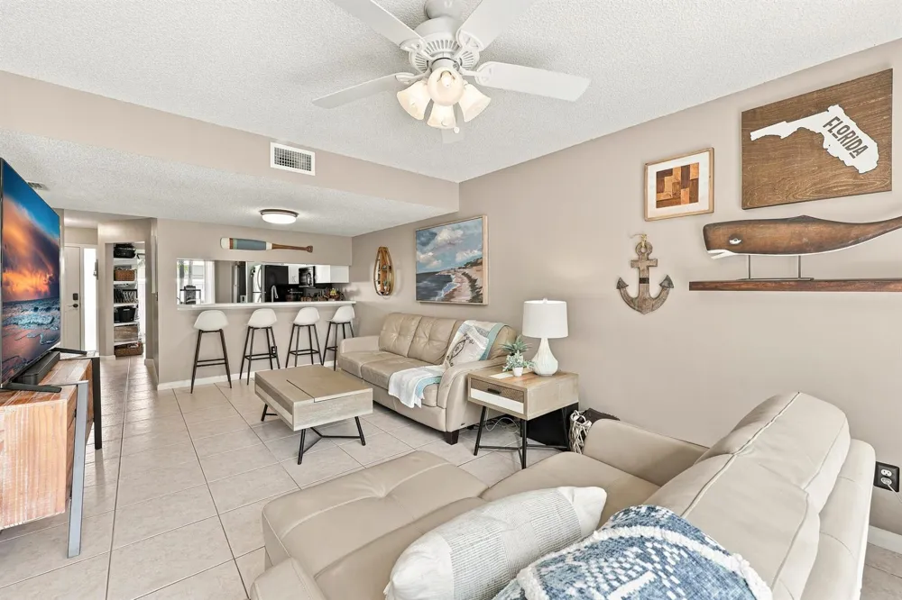 6174 RIVERWALK LANE #5 Jupiter, FL 33458