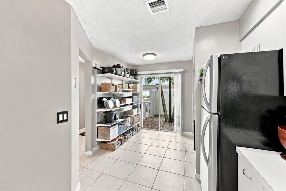 6174 RIVERWALK LANE #5 Jupiter, FL 33458