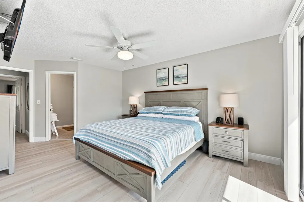 6174 RIVERWALK LANE #5 Jupiter, FL 33458