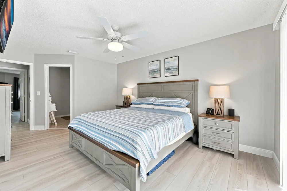 6174 RIVERWALK LANE #5 Jupiter, FL 33458