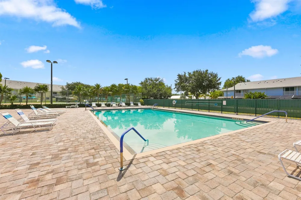 6174 RIVERWALK LANE #5 Jupiter, FL 33458