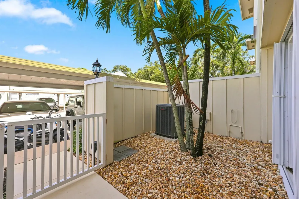 6174 RIVERWALK LANE #5 Jupiter, FL 33458