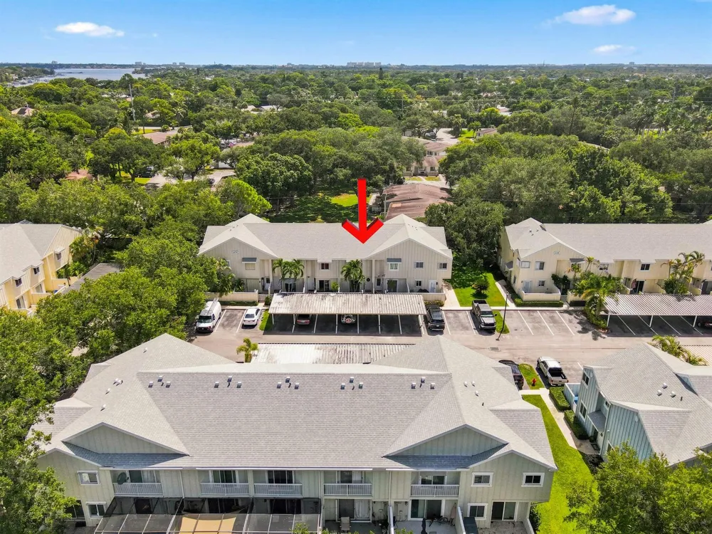 6174 RIVERWALK LANE #5 Jupiter, FL 33458